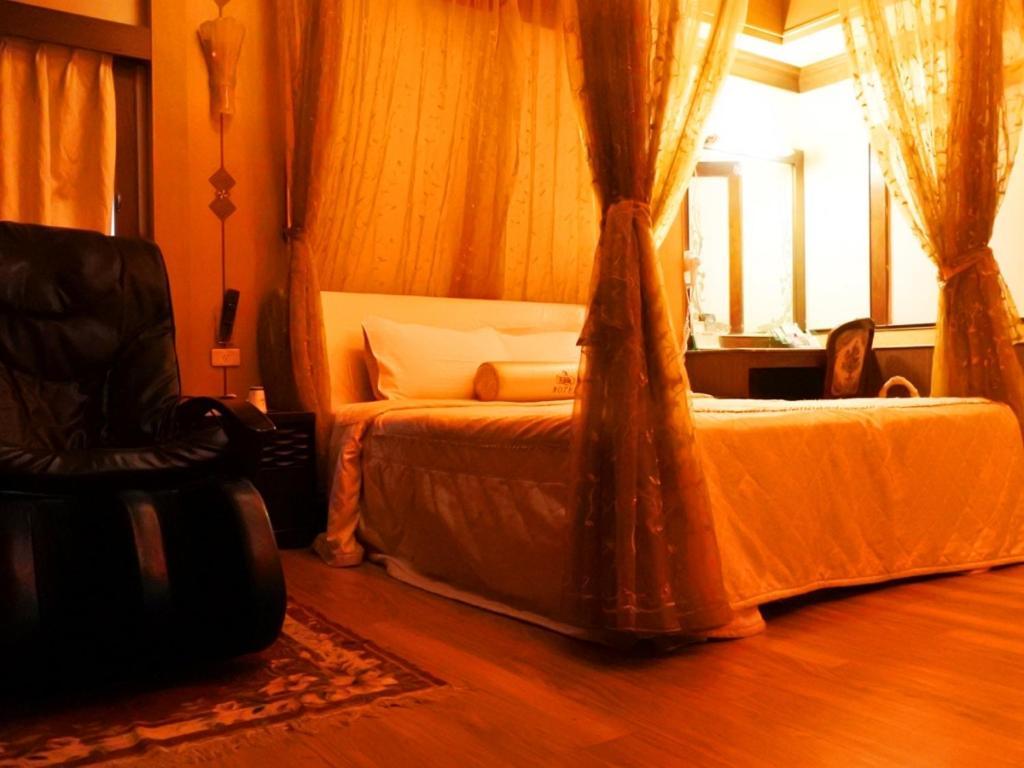 Swan Lake Motel Guishan Buitenkant foto