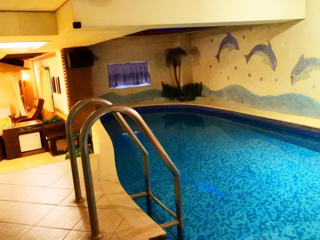 Swan Lake Motel Guishan Buitenkant foto